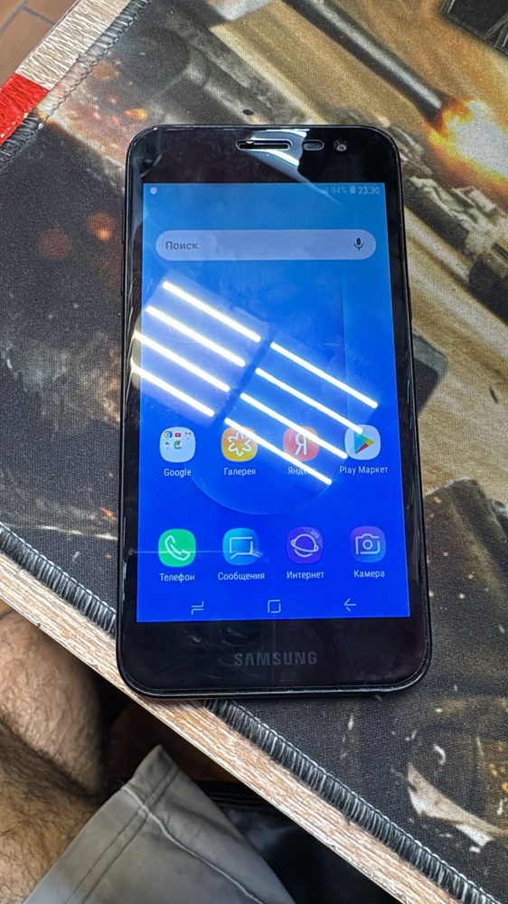 Смартфон Samsung J2 2018