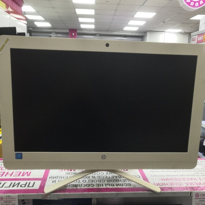 Моноблок HP TPC-Q030-22