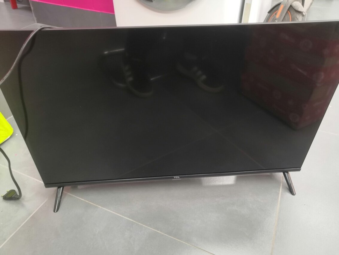 Телевизор TCL 32"