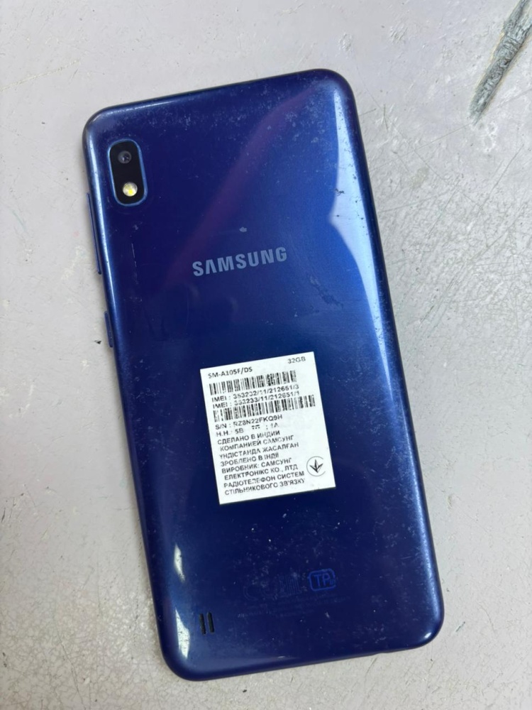 Смартфон Samsung A10 32GB