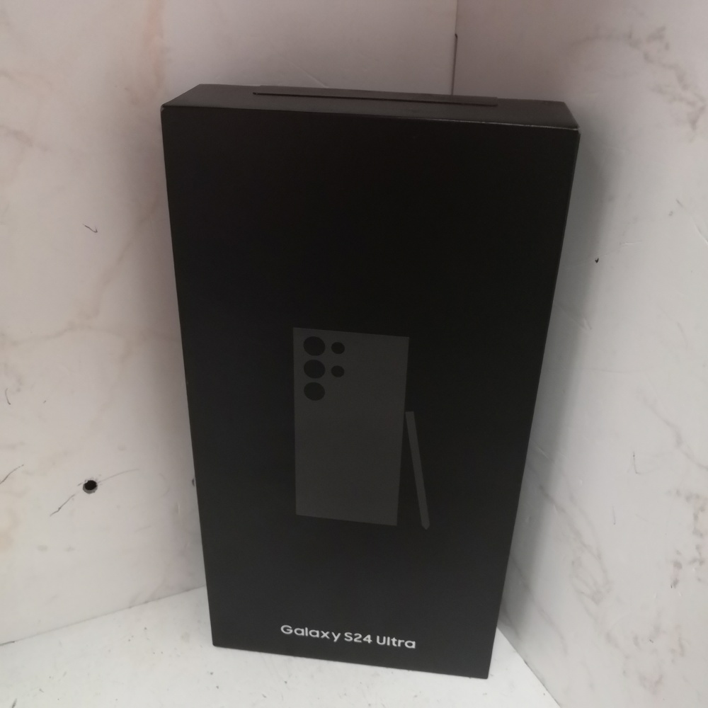 Смартфон Samsung S24 ultra 12/256