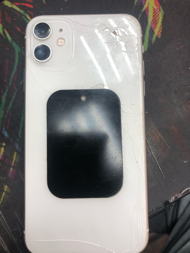Смартфон iPhone 11 64Gb