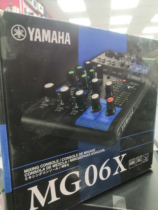 Звуковой микшер Yamaha MG06X