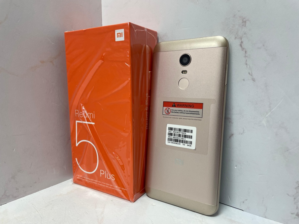 Смартфон Xiaomi Redmi 5+ 4/64