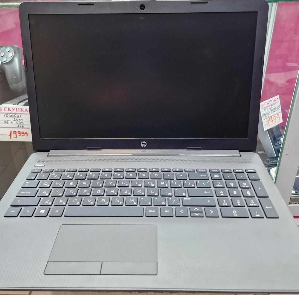 Ноутбук HP AMD ATHION SILVER 3050U RAM 8GB /256GB
