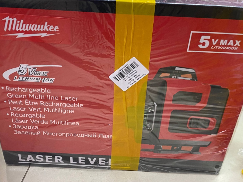 Лазерный уровень Milwaukee 4D