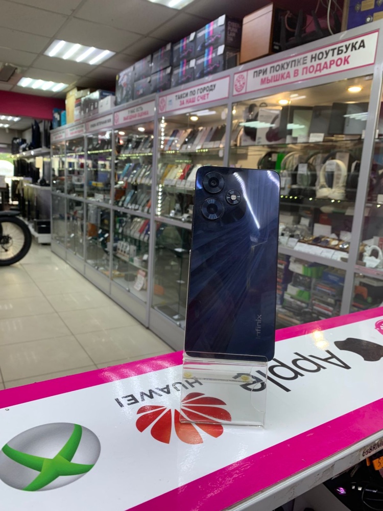 Мобильный телефон Infinix  HOT 30