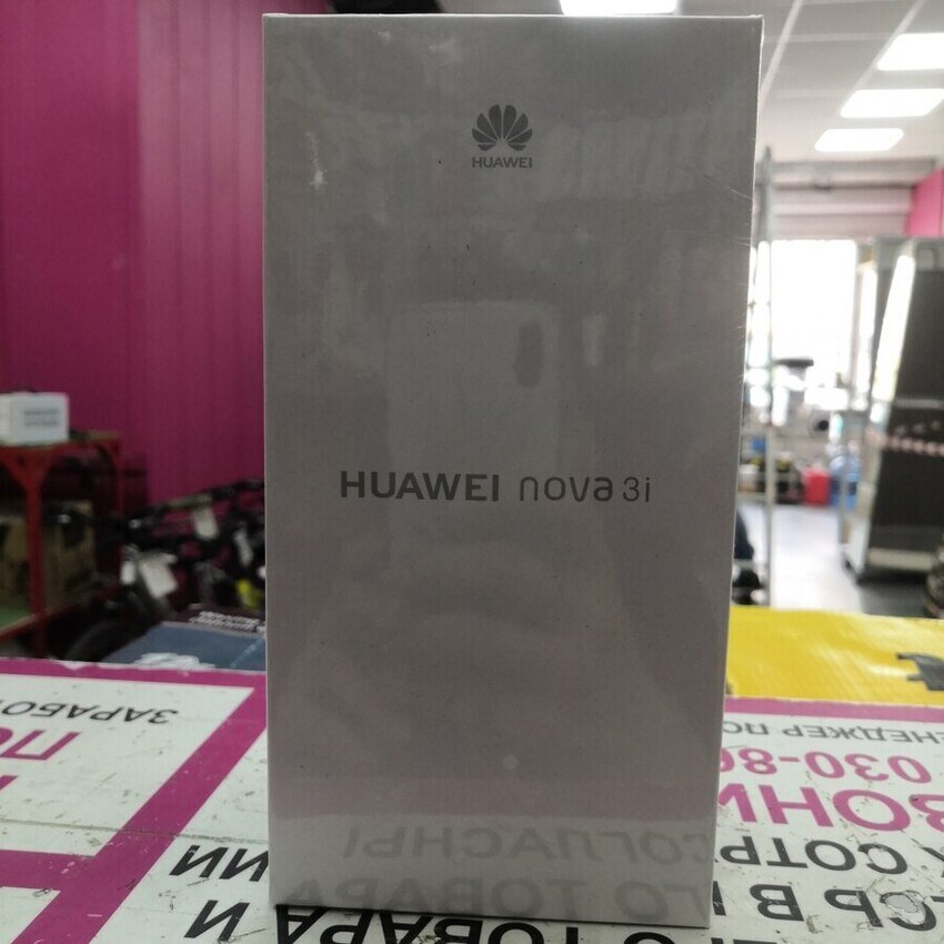 Смартфон Huawei Nova 3i 6/128
