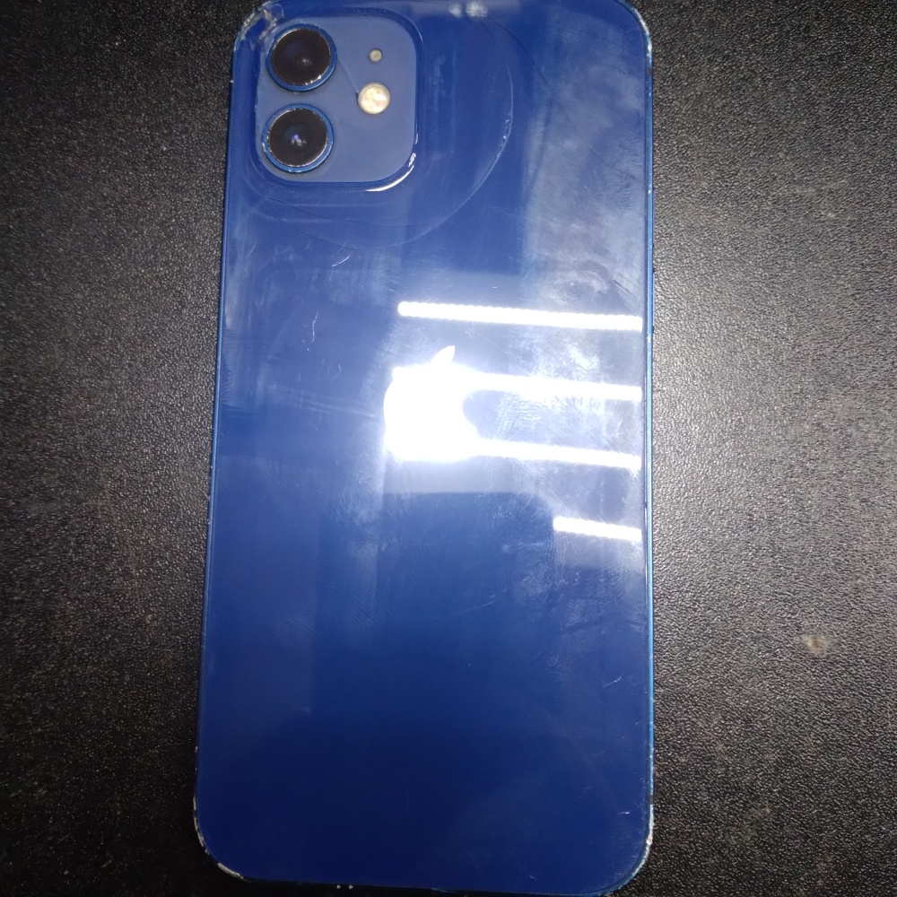 Смартфон iPhone 12 64 Gb